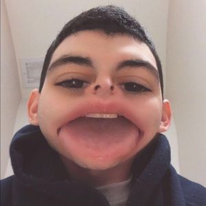 Meet your Posher, Ryan